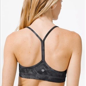 Lululemon Flow Y Sports Bra Nulu